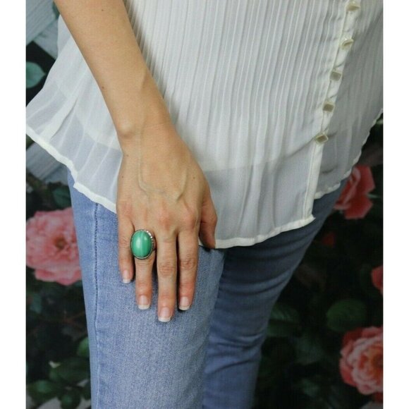 Sterling Silver Large Malachite Ring Size 6 1/4 - Picture 3 of 8